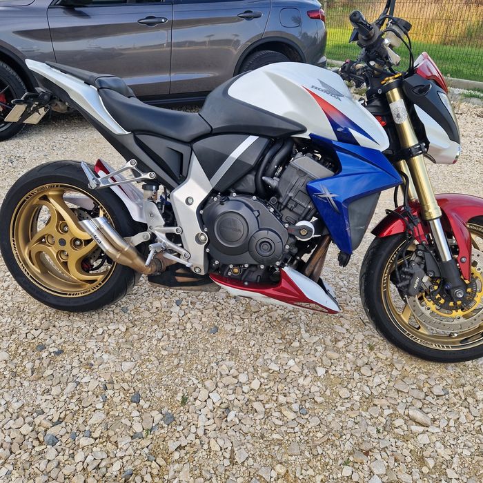 Honda cb 1000r tricolor