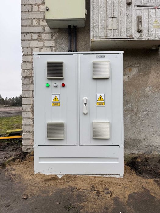 Kompensacja mocy biernej dla przemysłu, biura, sklepu fotowoltaiki