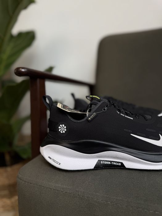 Супер комфортні Nike reactx infinity run 4 40,5 - 45