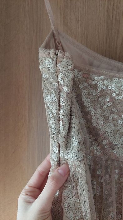 Sukienka złote cekiny Bershka M/38 Sylwester