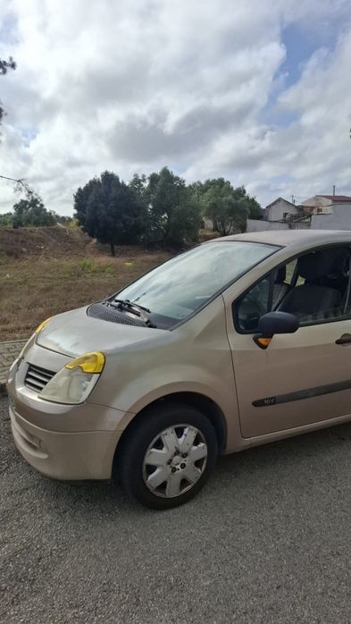 Vendo Renault Modus 5 portas foto 2