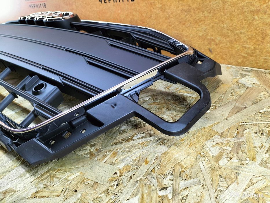 Audi A4 B9 2019-2023 решетка радиатора 8W0853651DB / 8W0853651DD