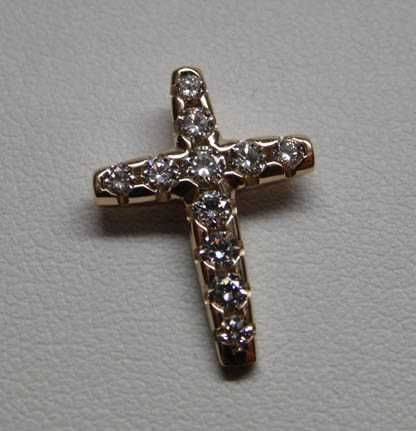 Naszyjnik krzyżyk z diamentami + łańcuszek 47-50 cm. Krzyż 0,46 ct.