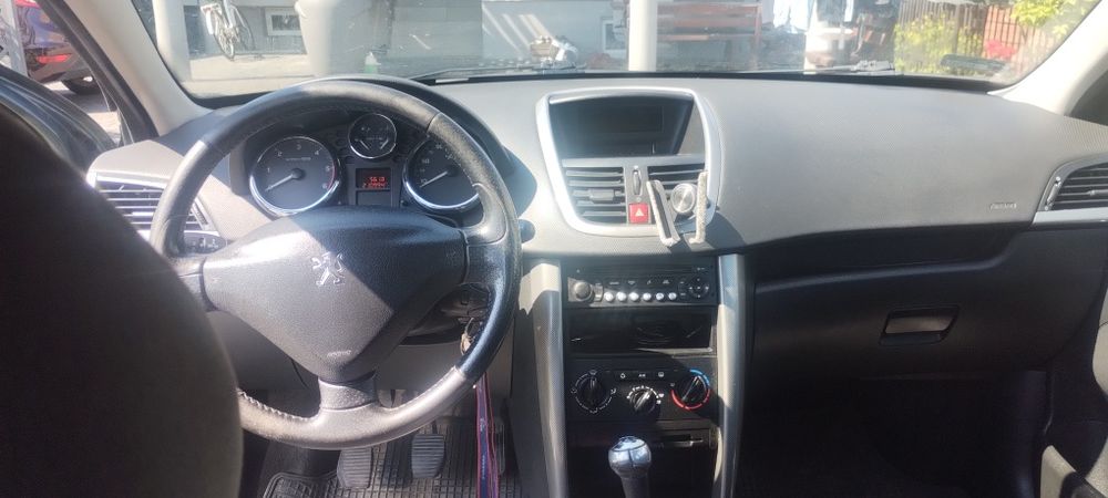 Peugeot 207 1.6hdi