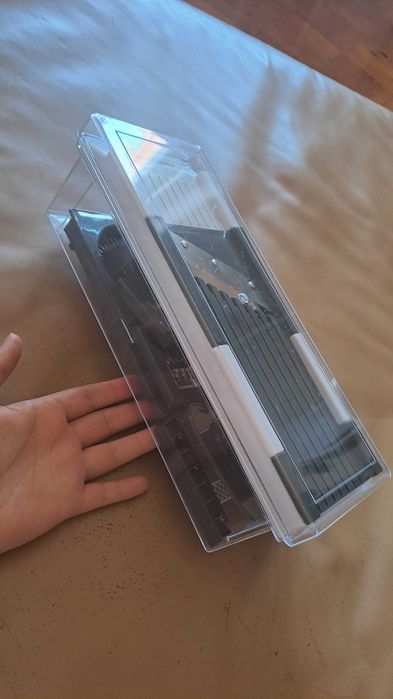 Mandolina quase nova de cozinha