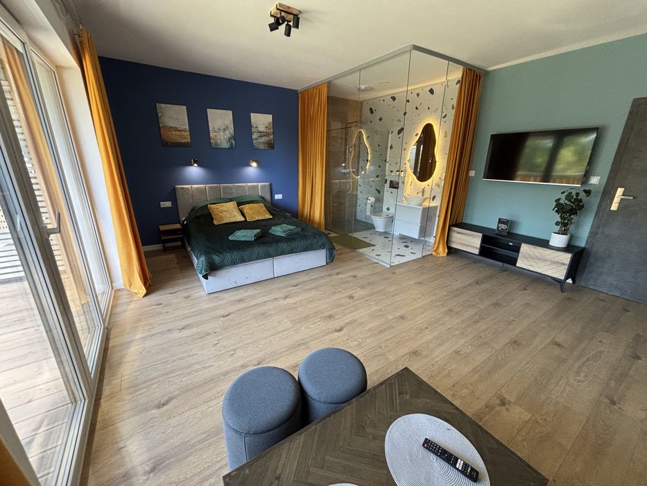 Apartament nad jeziorem z balią, balia, domek