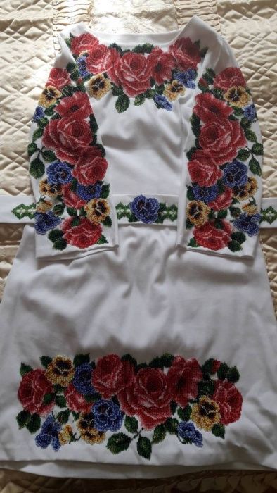 Вишите плаття сукня