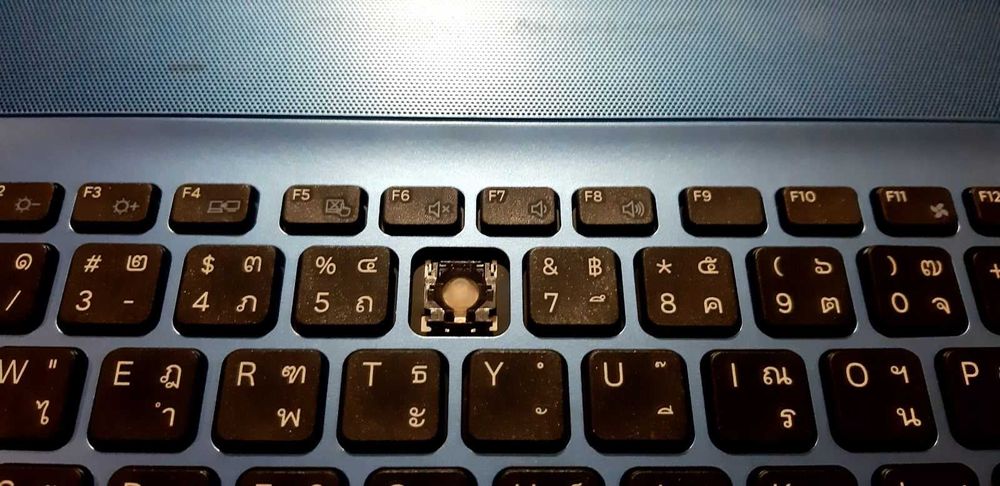 Верхня частина корпусу Samsung NP270E4V (Дефект)