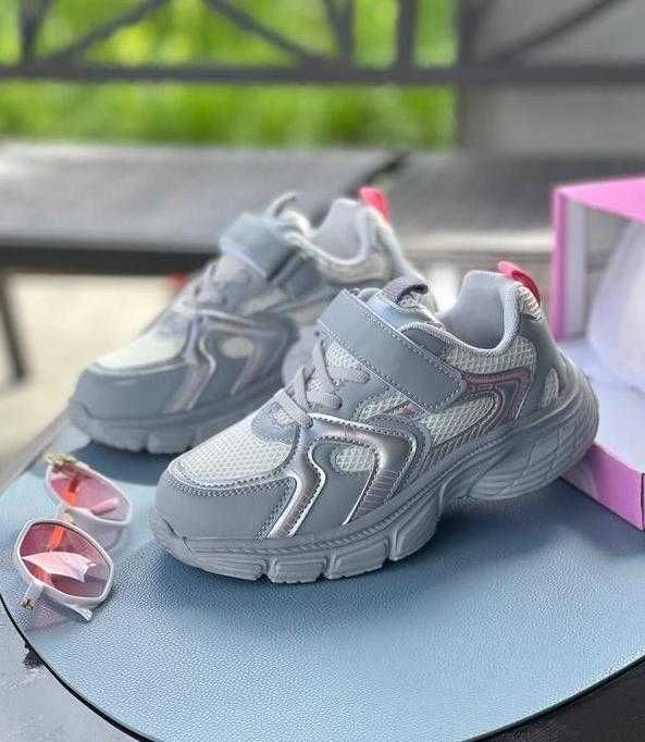 Якісні Легенькі Кросівки Том.м tom.m 32,33,34,35,36,36  розміри