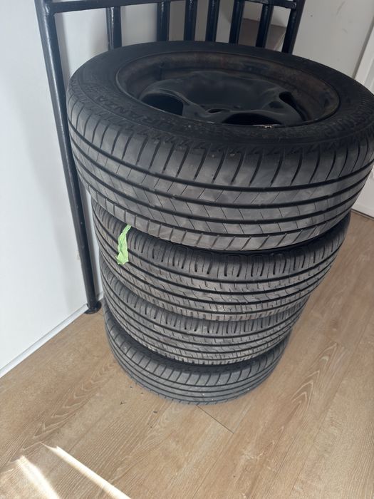 Rodas com pneus Aro 16