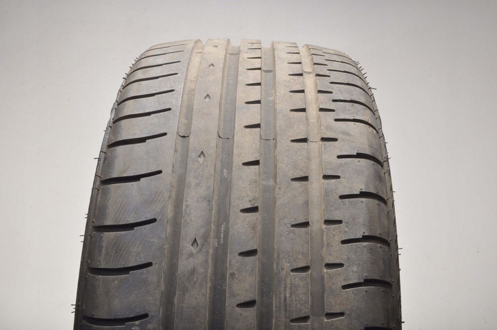 1X OPONA ACCELERA PHI 235/40R19