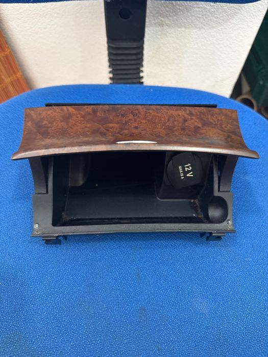 Gaveta cinzeiro/consola central Mercedes E Class/CLS
