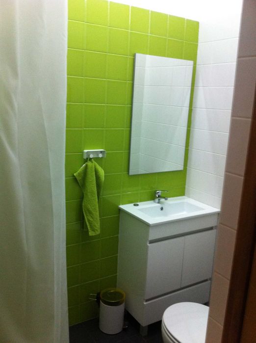 Quarto para estudante, individual, na A. E.U.A. em Lisboa