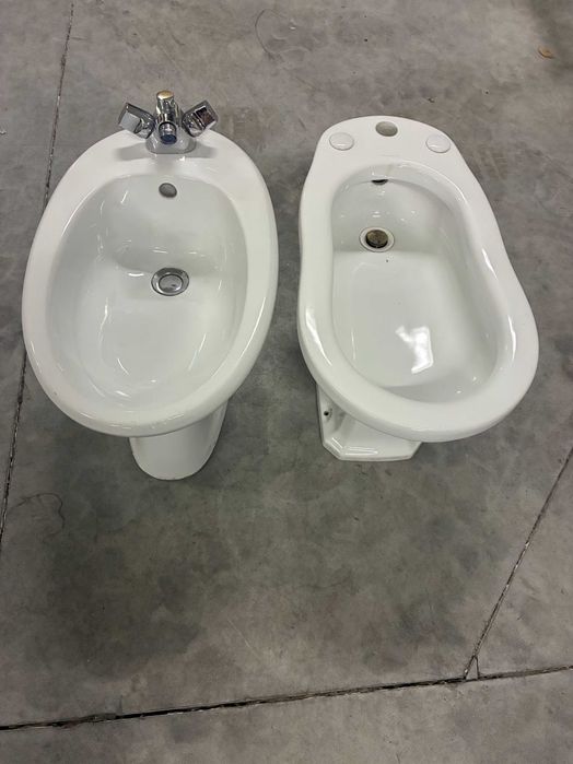 Bidé Valadares com Torneira em Inox - Qtd. 1 Und.