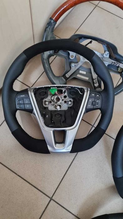 Obszywanie kierownic skórą naturalną Mobilny Serwis