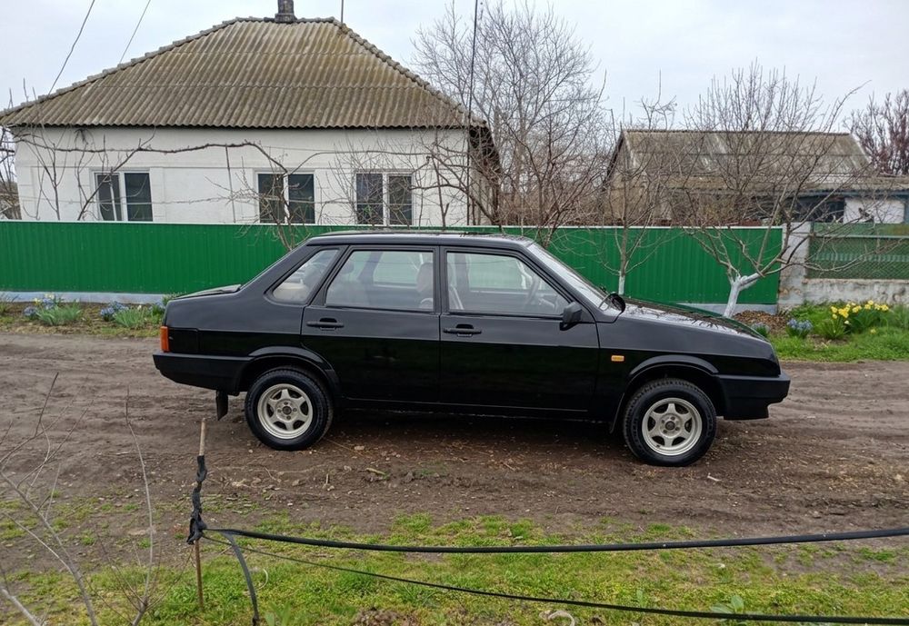 ВАЗ 21099 1997 год