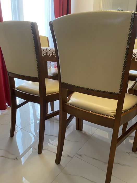 Krzesla z litego drewna , drewno naturalne 100 % bukowe