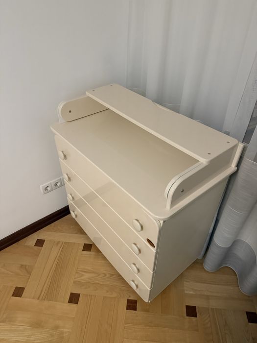 Продам комод пеленатор колір слонова кістка