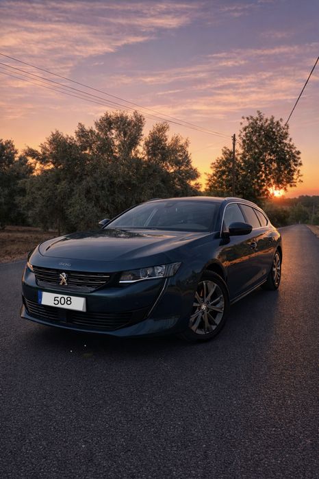 1.5 BlueHDI SW Allure EAT8