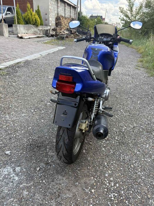 Продається CB500 свіжопригнана