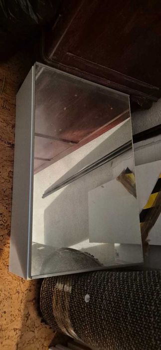 Armário espelhado casa de banho IKEA (uma porta)