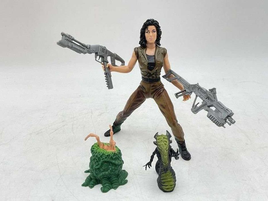 Várias Figuras - X-Files e Alien
