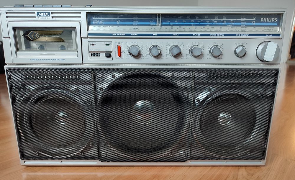 Radiomagnetofon Philips D8444