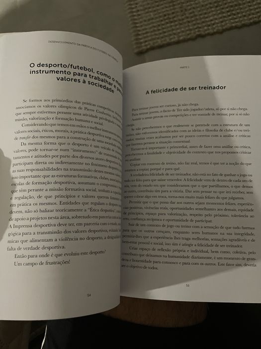 Livro - desenvolvimento da prática do futebol na criança