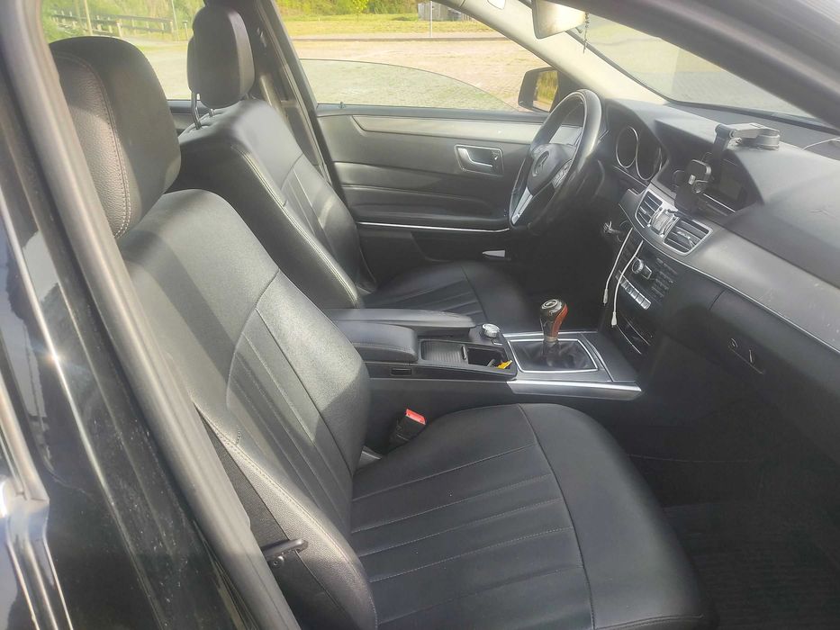E 220D 170 cv Cx  6 Vel G. Reboque