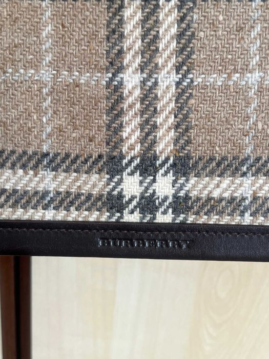 Сумка Burberry у відмінному стані