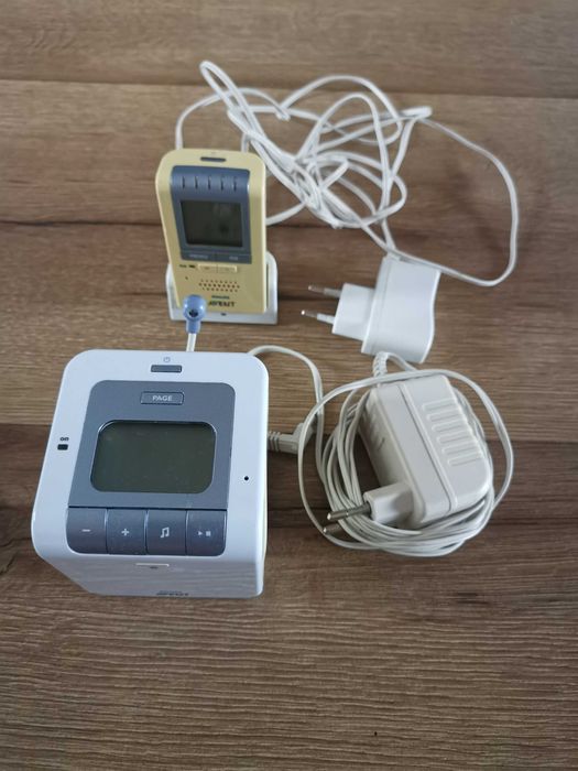 Mata edukacyjna,leżaczek,elektroniczna niania,ubranka 6-9mies,zabawki.
