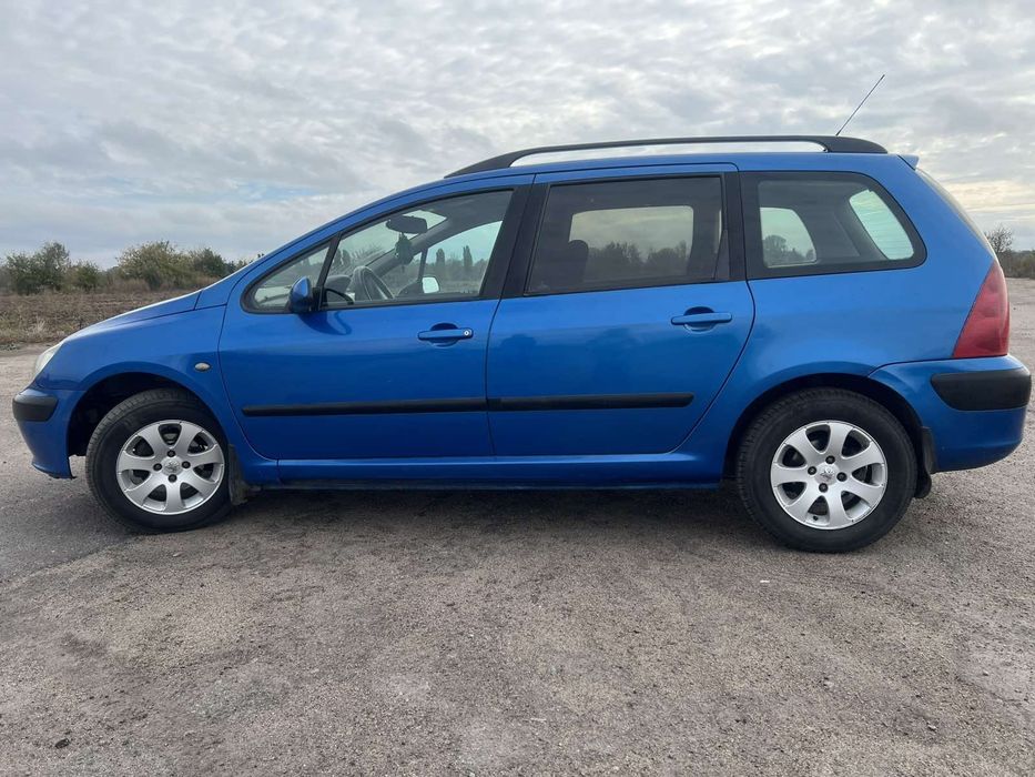 Автомобіль Peugeot 307