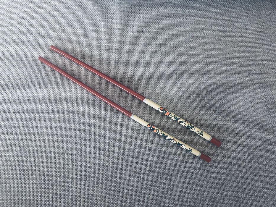 Drewniane pałeczki do sushi
