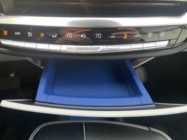 2024 Cadillac LYRIQ