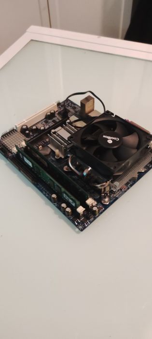 Bandle CPU board with onboard graphics and RAM64284541043331120