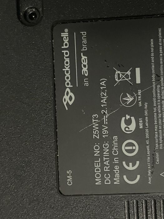 Laptop Packard Bell easy note.
