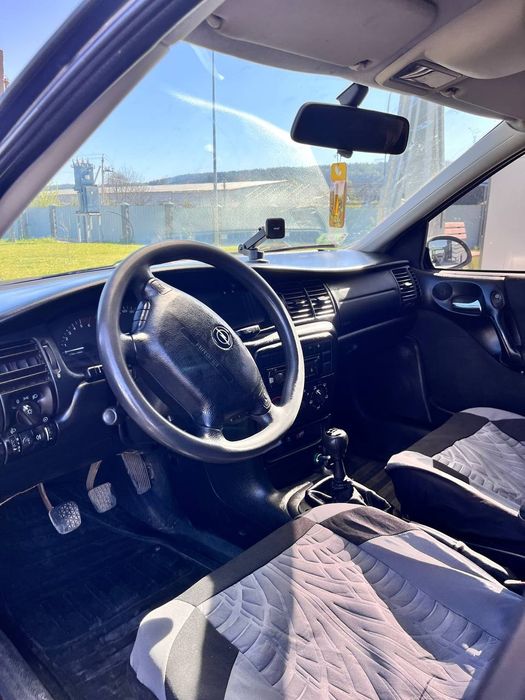Opel vectra B 2.0 D