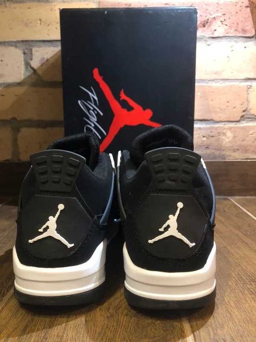 Jordan 4 Retro White Thunder R.46