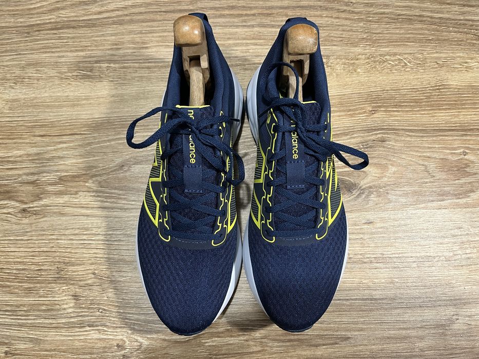 кросівки New Balance 460 V4 Нові в коробці.  Розмір 43(27,5 см.) Ціна 2890 грн.