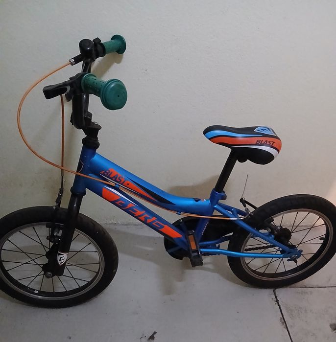 Bicicleta BERG para criança