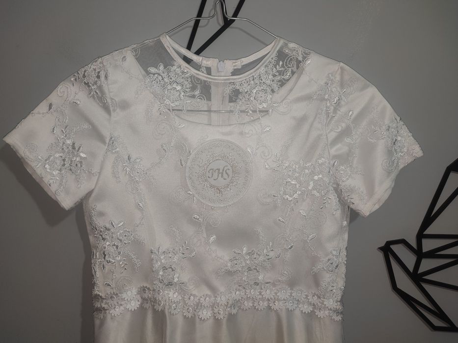 Suknia sukienka komunijna 134/140