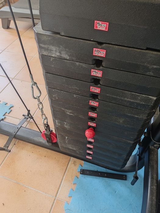 Máquina Multifunções Ginásio