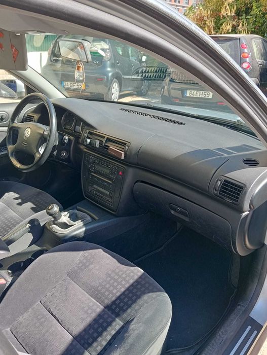 Volkswagen Passat 1.9 TDI (2003) – Excelente Estado / 289.000 km