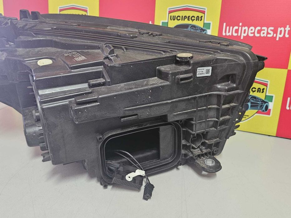 Otica Esquerda Mercedes-Benz GLC (X254) | 139704