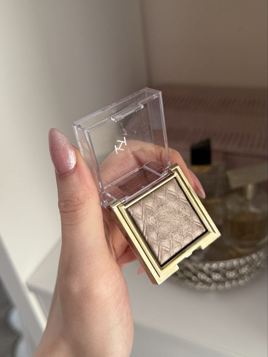 Kiko pojedynczy cień do powiek szampański chłodny brokat metaliczny