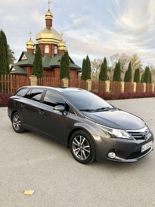 Toyota Avensis 15г