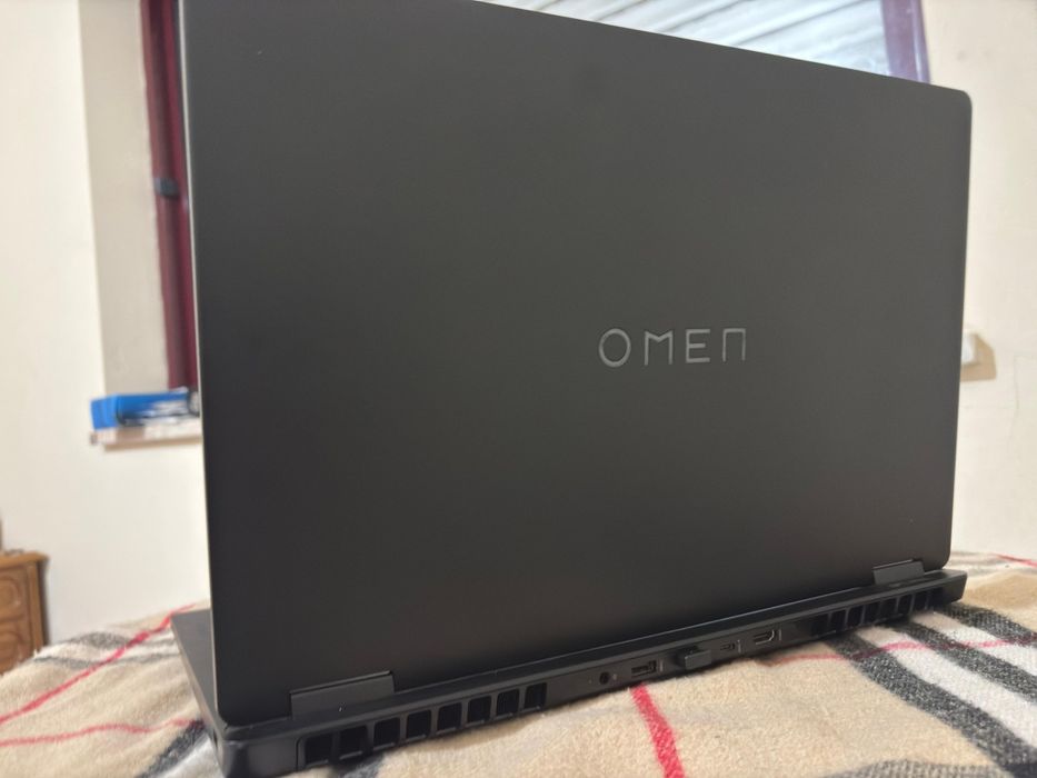 Computador HP OMEN 17 GAMING LAPTOP -RYZEN9/RTX/144HZ

Vendo