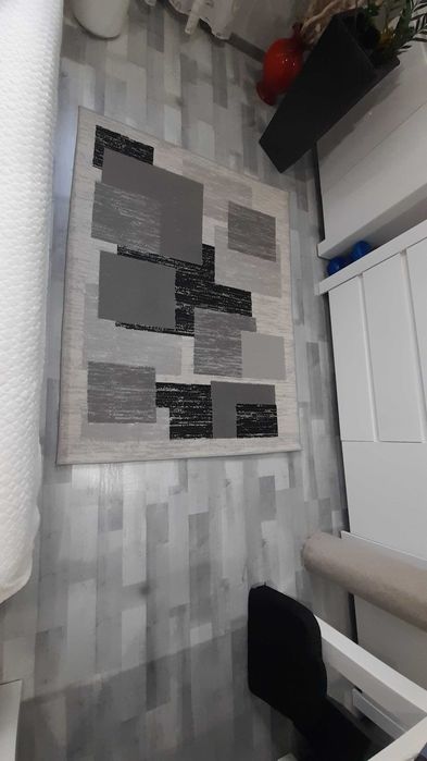 Sprzedam Dywan b. Dobry stan