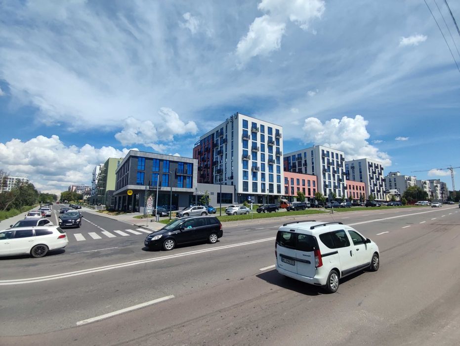 Оренда приміщення з ПДВ від власника у новобудові вул.Пасічна, 88м2