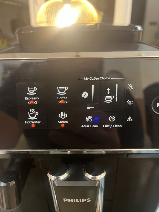 Автоматична кавомашина Philips Series 2200 EP2220/10